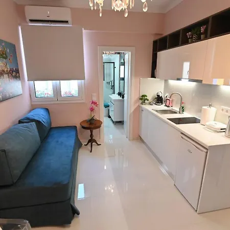 Warm & Cozy - 2 Apartment Athens